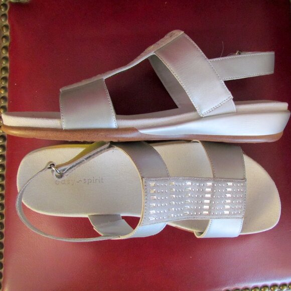 SILVER SANDALS, 9, MARC FISHER EASY SPIRIT, NWT, LOW WEDGE, BLING, NON-SKID - Picture 3 of 5
